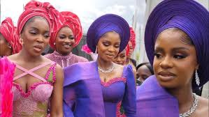ADEBIMPE MUM,MUYIWA ADEMOLA ARRIVAL TO HER WEDDING WITH ADEDIMEJI LATEEF  #ADEADEFOREVER