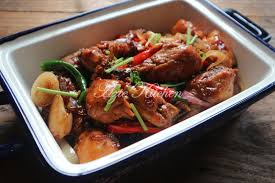 Kentang bisa menjadi salah satu masakan yang disukai banyak orang. Ayam Goreng Masak Halia Azie Kitchen