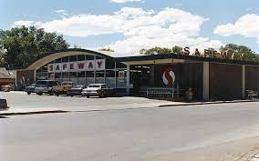 Hours may change under current circumstances My Mom And I Would Always Shop Here You Can Always Tell An Old Safeway Building By The Rock Walls Modern Buildings Mid Century Architecture Mall Design