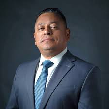 Insurance Agent Dee Salas in Corona CA