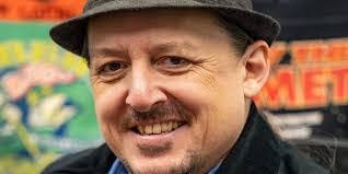 Benjamin Ingle's Instagram, Twitter & Facebook