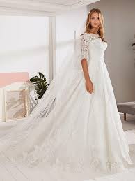 Browse our large selection of wedding dresses, shop gorgeous off the shoulder lace wedding dresses can be made with custom sizes and color, wholesale and retail are also warmly welcomed. W1 White One Size 18 Ossa Off White Gown Lace Wedding Dress With Sleeves A Line Wedding Dress With Sleeves Wedding Dresses