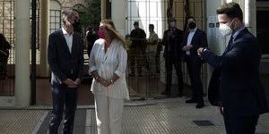 Σε κάθε περίπτωση, πηγές με γνώση των εξελίξεων προεξοφλούσαν προς το cnn greece, ότι στην τρέχουσα . Nm8hqdx4hx9zam