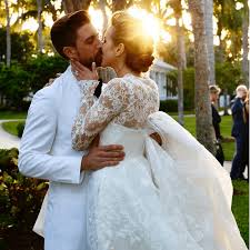 Photos of kate hudson in a wedding dress for photo shoot. 28 Celebrity Couples Who Said I Do With A Winter Wedding