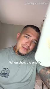 Anthony Munn's Instagram, Twitter & Facebook