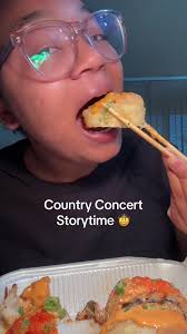 Mukbangbeing While Telling A Crazy Story