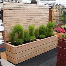 Pin By Maritsa Esterhuysen On Armitage 102 In 2020 Planter Box Plans Diy Planters Minimalist Garden