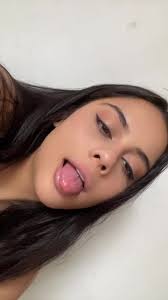 irisbabyyy (@irisrqmos)’s videos with original sound