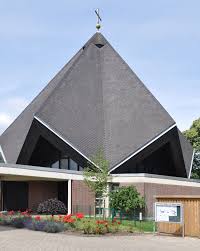 Nach dem zweiten weltkrieg kamen über 7000 kriegsflüchtlinge und 1000 baltische auswanderer nach memmingen. St Maria Maria Himmelfahrt Buxtehude