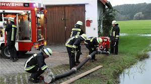 Utilizatorii avertizaţi nu pot posta mai mult de 5 salutare! Die Gruppe Im Loscheinsatz Hiess Die Leistungsprufung Bei Der Feuerwehr Allmannsau Zur Intensiven Region Wasserburg