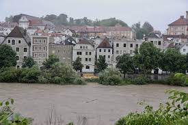 In grünburg trat die steyr über die ufer. 37ez Hyo6eisrm