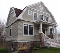 Pin By Harmony Deco On Curb Appeal Vinyl Siding House House Foundation Vinyl House