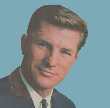 Jay Justin's Instagram, Twitter & Facebook