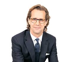 PVH Announces CEO Succession: Stefan Larsson To Become CEO With Manny  Chirico To Remain Chairman PUBLISHED - Licensing International
