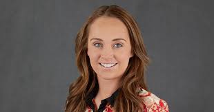 Amber Marshall as Peyton in My Christmas Guide