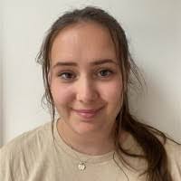 Iona Cunningham's Instagram, Twitter & Facebook