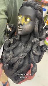 Which Walmarts in our state have a dollar shop?