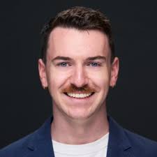 This week we sit down with Ben Hanneman, a Marketing Strategy Manager for  The Walt Disney Studios releasing this Wednesday. Ben started as an intern  and his career at 20th Century Fox