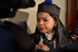 Yeni Berenice es despedida con rosas y bizcocho en su último día como  fiscal del DN | Tendencias RD