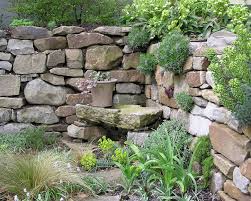 Bruchsteine steinplatten garten steinwand terrassensteine polygonalplatten gelb. Natursteinmauern Mein Schoner Garten