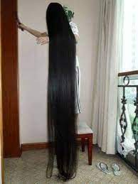 Pin By Ronald Victor On Menyisir Rambut Sangat Panjang Kedepan In 2021 Long Hair Styles Long Shiny Hair Extremely Long Hair