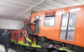 On 3 may 2021 at 22:25 cdt, an elevated section on line 12 of the mexico city metro collapsed between the olivos and tezonco stations in mexico city, mexico. Choque De Trenes Del Metro Cdmx La Estacion Tacubaya Temblo Cronica