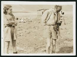 John and Dorothy Pascoe at Manuka Poi...