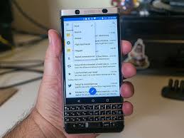 Phần mềm được cập nhật mới cùng với những thứ quen thuộc với tên tuổi blackberry gồm bbm và blackberry hub. Blackberry Keyone Lock Sprint Gia Ráº» Ä'áº£m Báº£o Uy Tin Cháº¥t LÆ°á»£ng