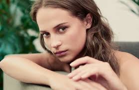 Alicia Vikander