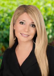 Michelle Leal's Instagram, Twitter & Facebook