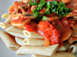 Acum ca ai ajuns la cea mai distractiva parte a retetei pentru paste cu sos de rosii si ciuperci, o poti savura linistit singur sau impreuna cu cei dragi! Reteta De Paste Integrale Cu Sos De Rosii Si Ciuperci Economisim Info