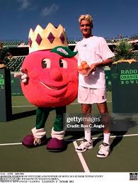 564 Ron Angle Photos & High Res Pictures