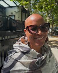 Happy Sunday y'al!!! We outside at Temescal Farmer's Market.