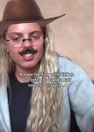 Renee Rapp TikTok Gifts One
