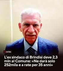Alle 9.35 del 13 maggio Aldo Spinelli, l'imprenditore accusato di aver  corrotto il presidente della Regione Giovanni Toti e l'ex presidente del  porto Paolo Signorini, si presenta dinanzi alla giudice Paola Faggioniper