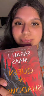 Amanda Furlong's Instagram, Twitter & Facebook