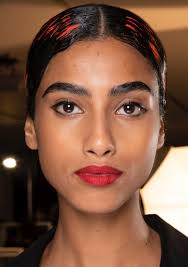 7 Makeup Trends From The Spring 2020 Runways We Can T Wait To Try Makeup Trends Top Makeup Products Makeup Looks