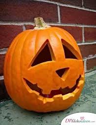 Anleitungen Zum Kurbis Schnitzen Tolle Diy Ideen Und Tipps Halloween Kurbis Schnitzen Kurbisse Schnitzen Kurbis Schnitzen Ideen