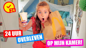 25 zoeken kale boom tekening kleurplaat mandala kleurplaat voor. 24 Uur Overleven In Mijn Kamer Macdonalds Skeeleren Discofeestje En Meer Dezoetezusjes Youtube