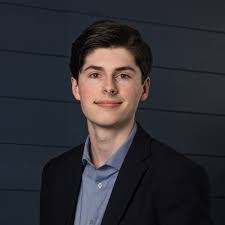 Erik Pace's Instagram, Twitter & Facebook