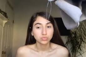 Aielieen1 van Twitch gebanned nadat expliciete stream viraal gaat | VK  Magazine