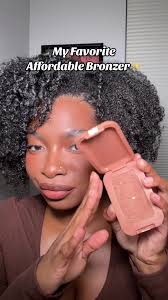 Kendra Using Nyx Bronzer