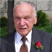 Edward Nay's Instagram, Twitter & Facebook