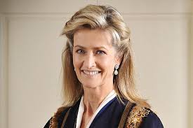 Lady Brabourne ou l'élégance personnifiée