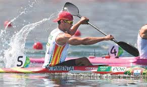 Pimenta, medalha de prata em londres'2012, então ao lado de emanuel silva, tem um alinhamento teoricamente mais acessível, contra o húngaro adam varga e o. Fernando Pimenta Conquista Duas Medalhas De Ouro Na Taca Do Mundo