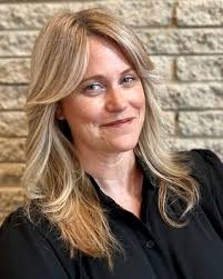 Diana Levitt's Instagram, Twitter & Facebook