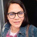 Wanda Stell's Instagram, Twitter & Facebook