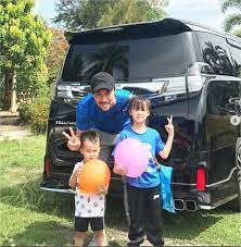 3) simpan duit ( unit amanah, asb, tabung. Koleksi Kereta Mewah 8 Pemain Bola Sepak Malaysia Yang Sangat Gah Dan Menarik Tube Viral