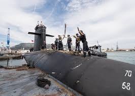 Sous marin nucléaire d attaque le 1er sna de l histoire, le uss nautilus en 1955 les sous marins nucléaires d attaque (abrégés en sna en français et ssn pour « sub surface nuclear » selon le code otan) sont des sous marins à propulsion… La Journee Type Du Pacha Pierre Leroy A Bord Du Rubis Sous Marin Nucleaire D Attaque Westnews Fr