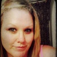 Stephanie Tennant's Instagram, Twitter & Facebook